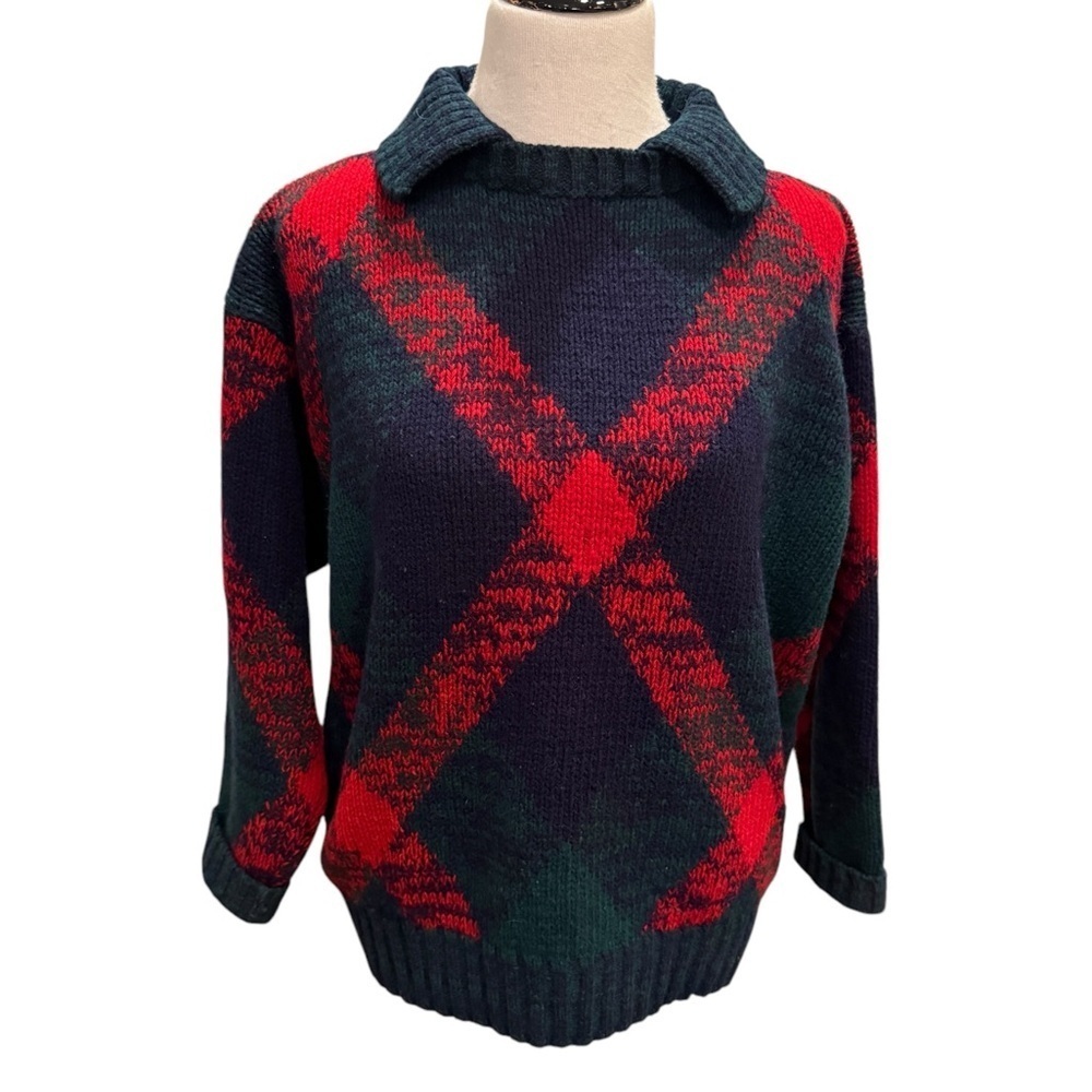 Tricots St. Raphael Size M Shetland Wool Drop Shoulder Pullover Sweater. Vintage